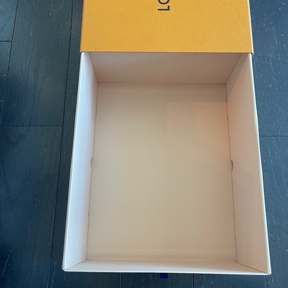 LOUIS VUITTON LV Gift Box Empty Large Box storage decoration - Picture 8 of 10